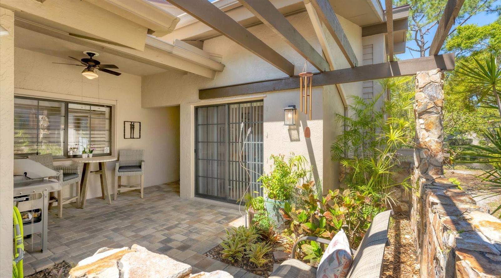 5655 PIPERS WAITE #27