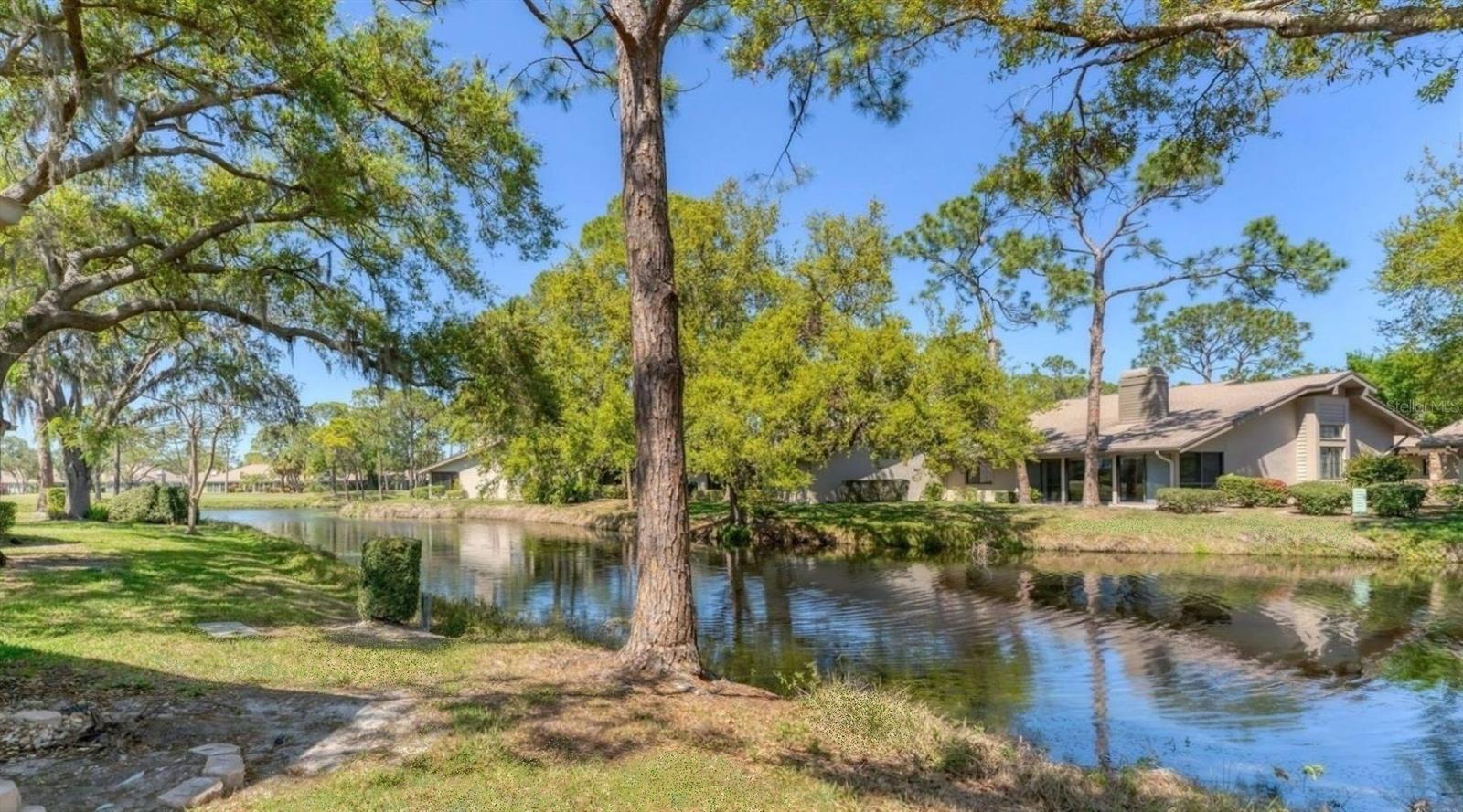 5655 PIPERS WAITE #27