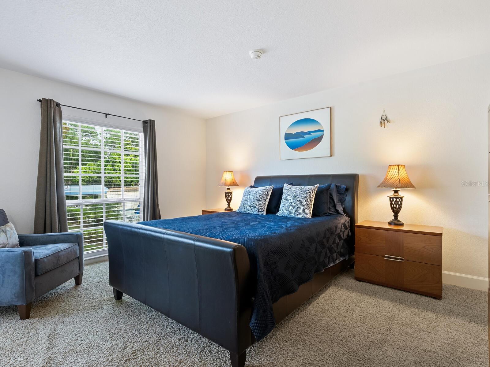 5207 WEDGEWOOD LN #16