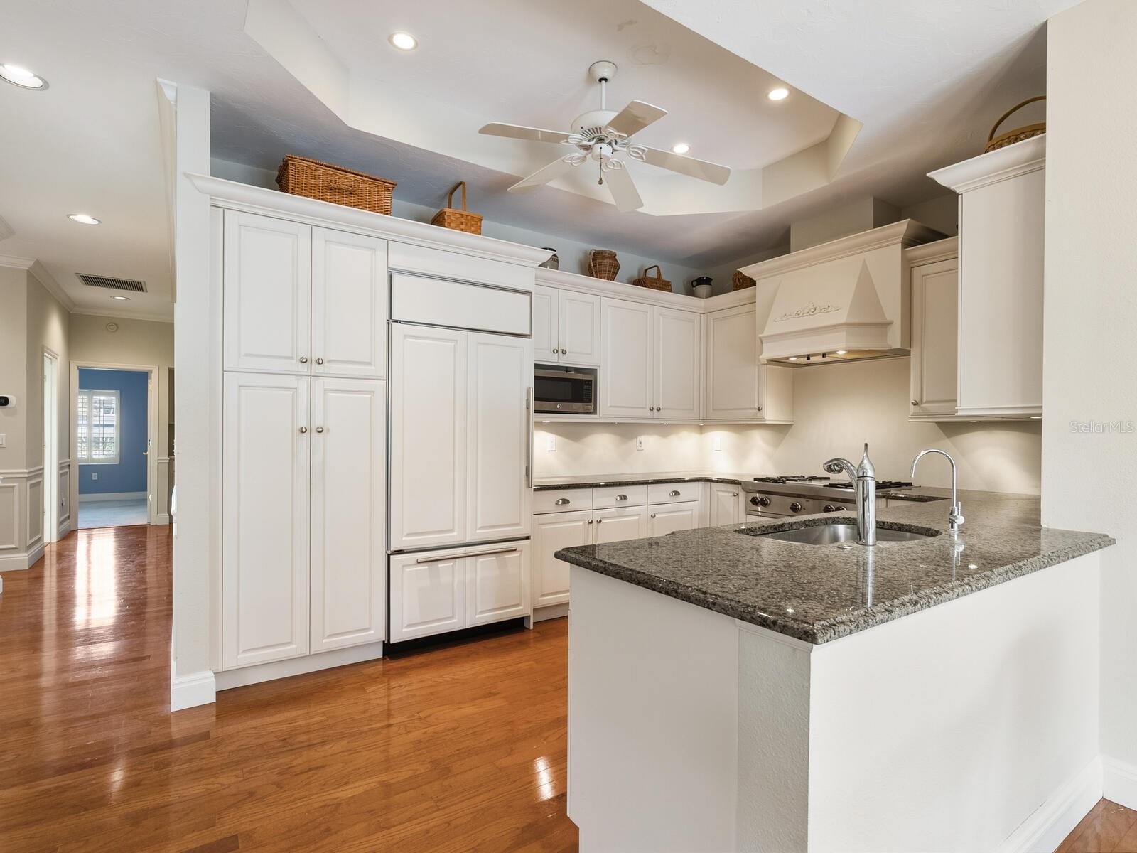 4348 HIGHLAND OAKS CIR