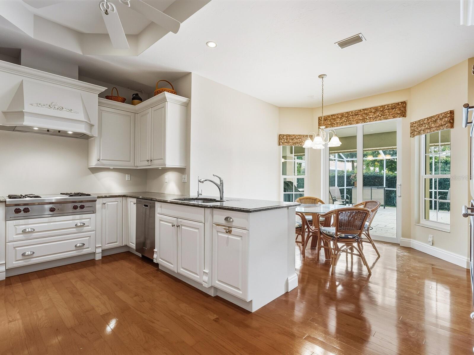 4348 HIGHLAND OAKS CIR