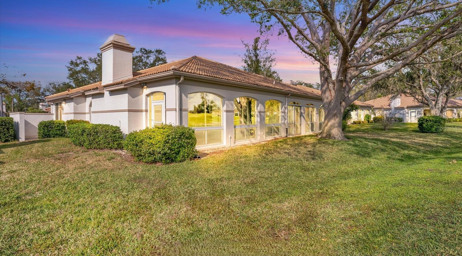 3864 CHATSWORTH GREENE CT #10