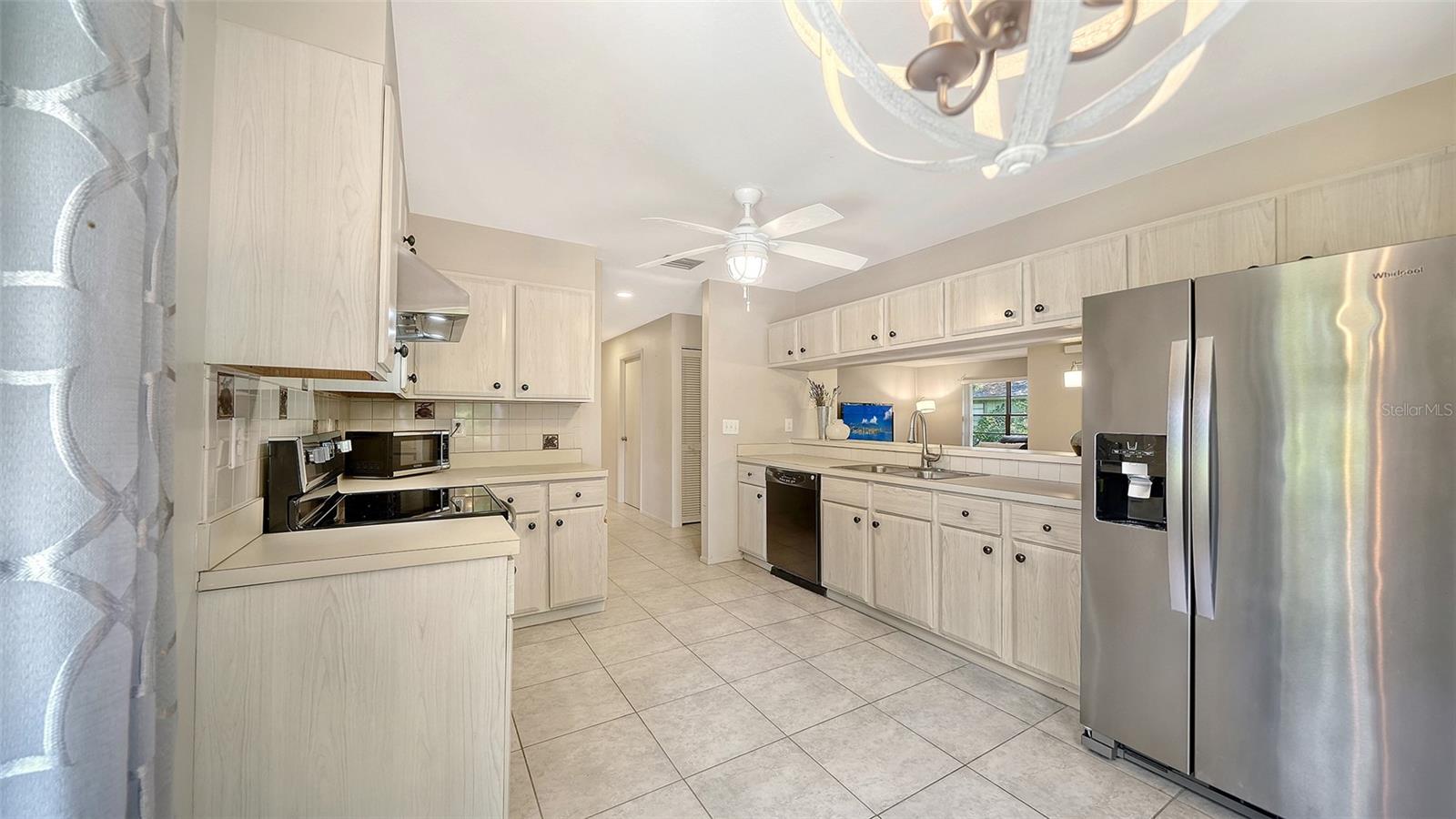 5056 BARRINGTON CIR #2602