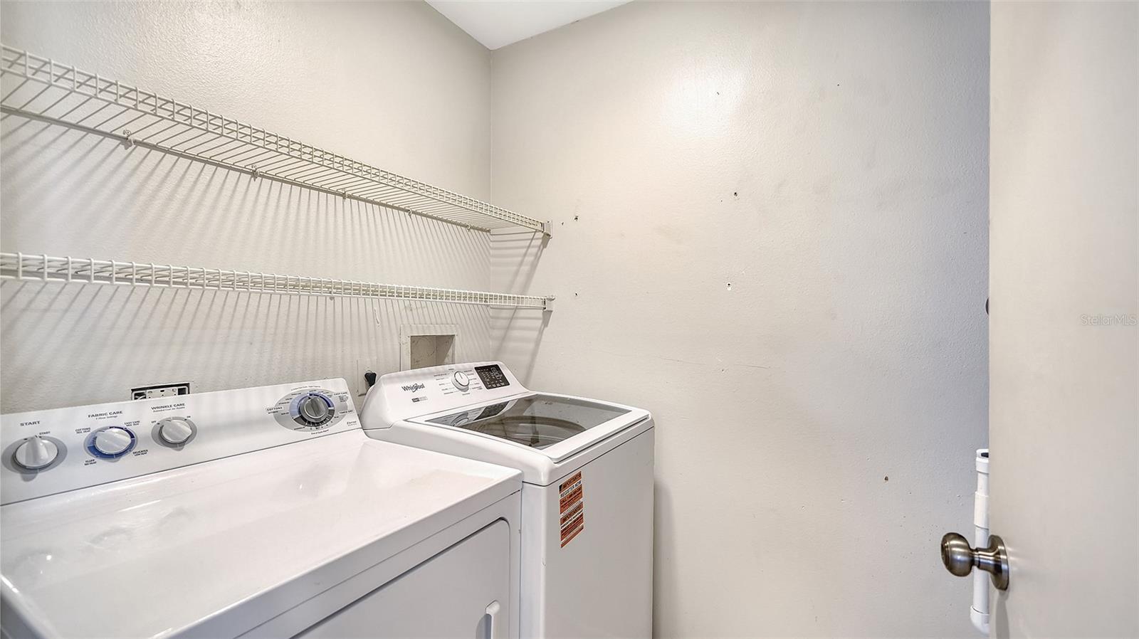5056 BARRINGTON CIR #2602
