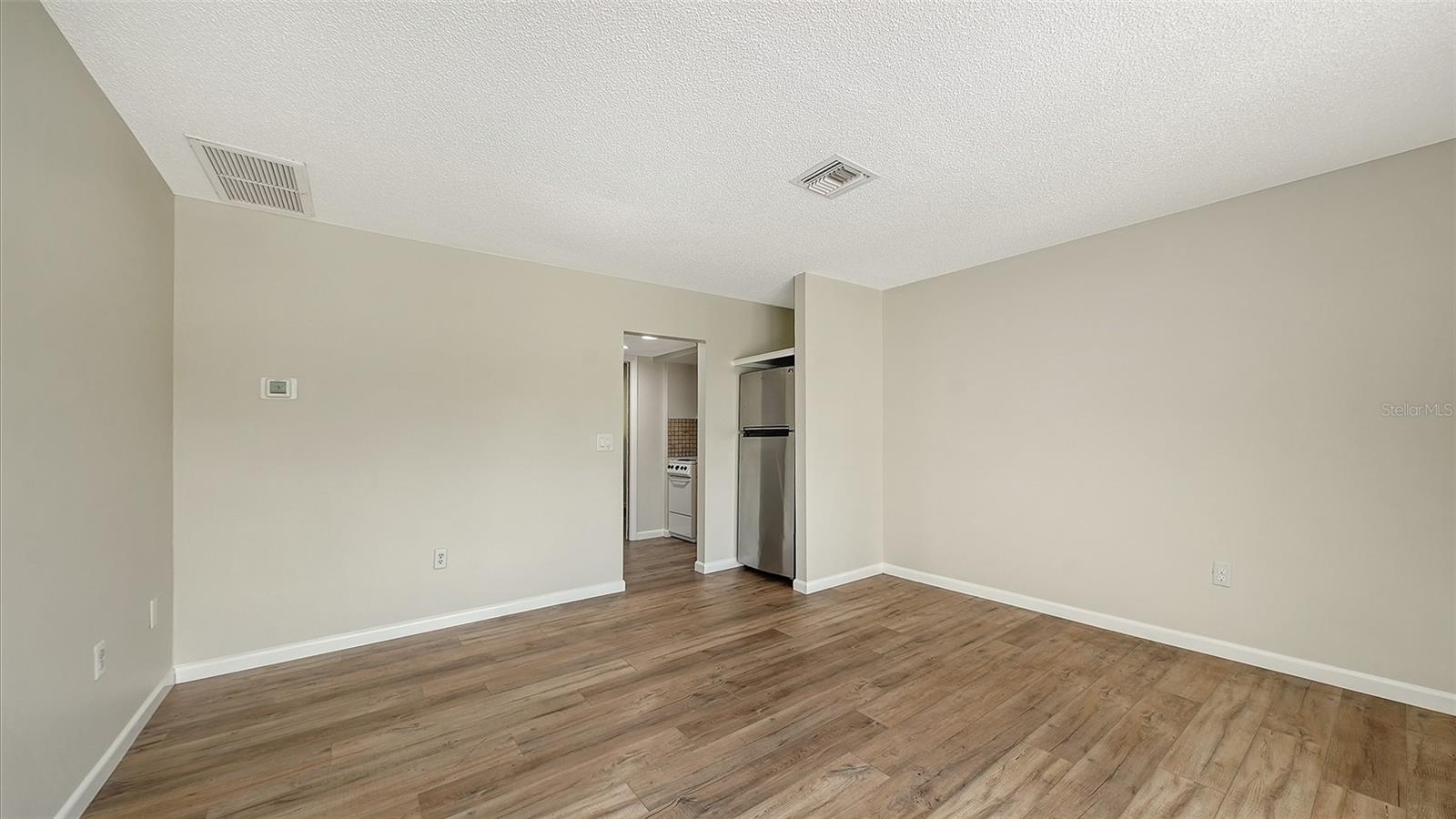 3569 LONGMEADOW #35