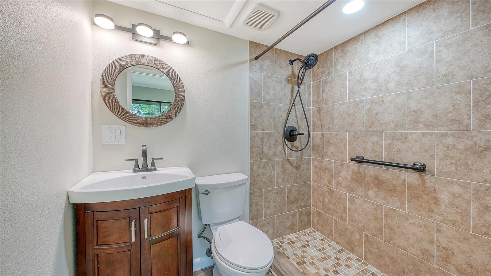 3569 LONGMEADOW #35