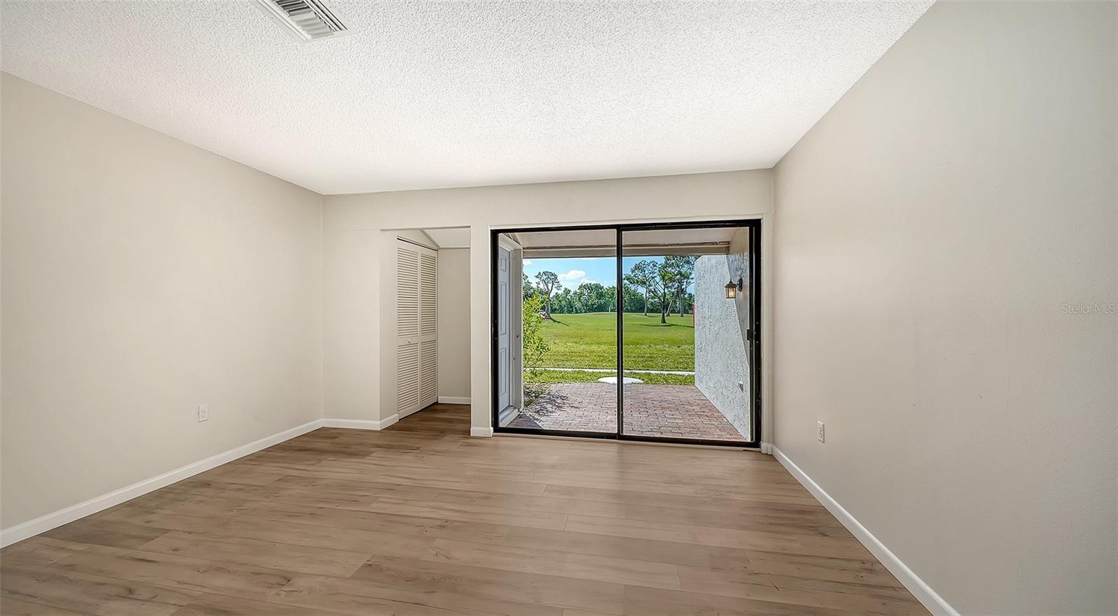 3569 LONGMEADOW #35