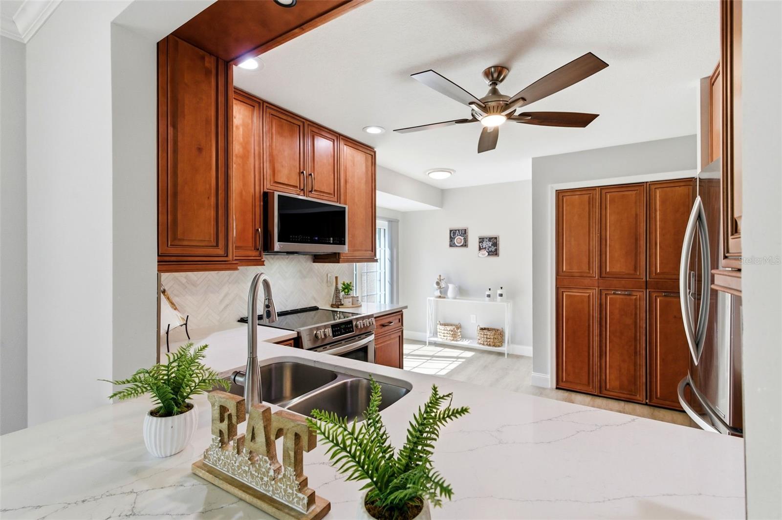 5475 CHANTECLAIRE #58