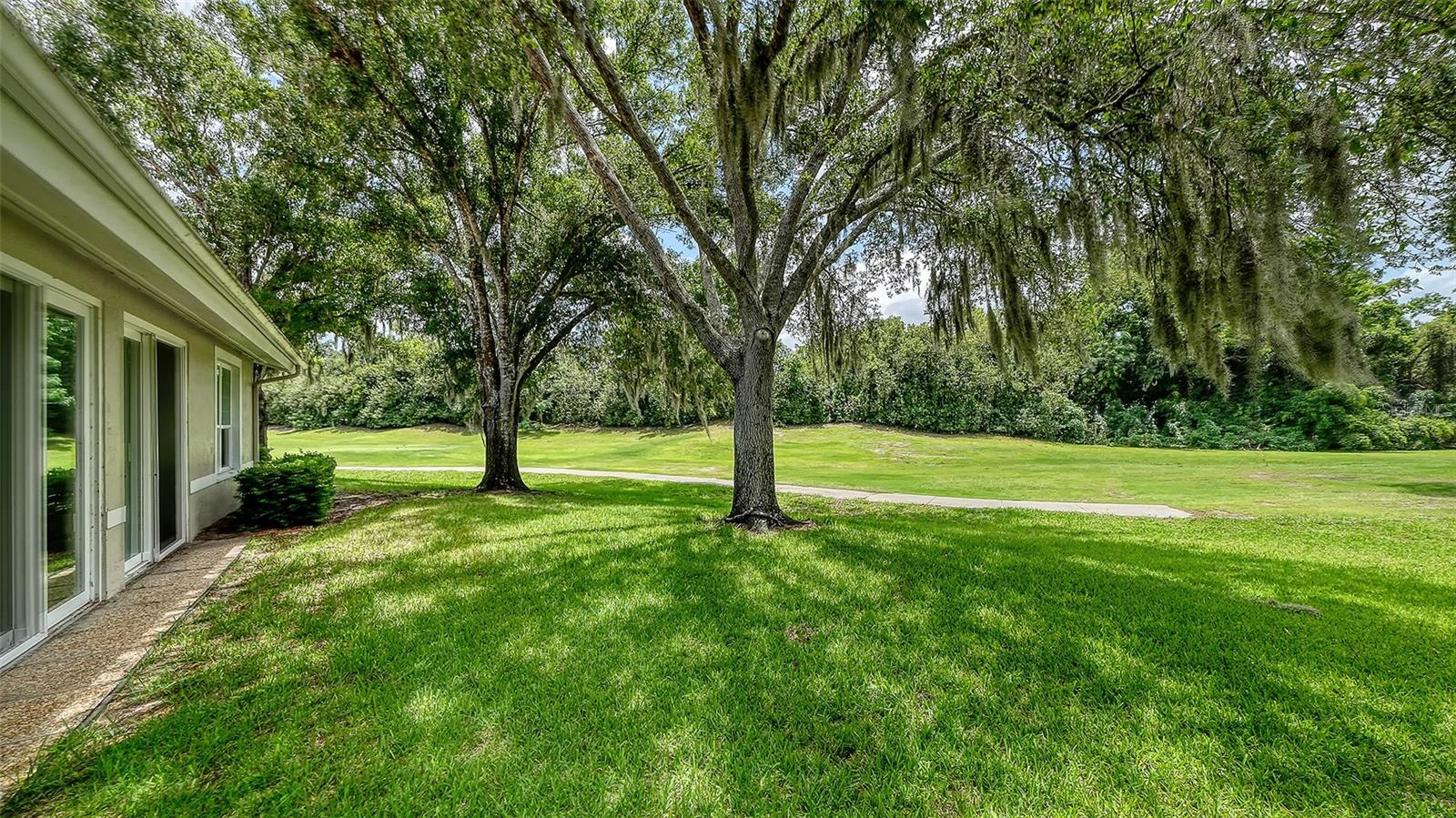 4004 PENSHURST PARK