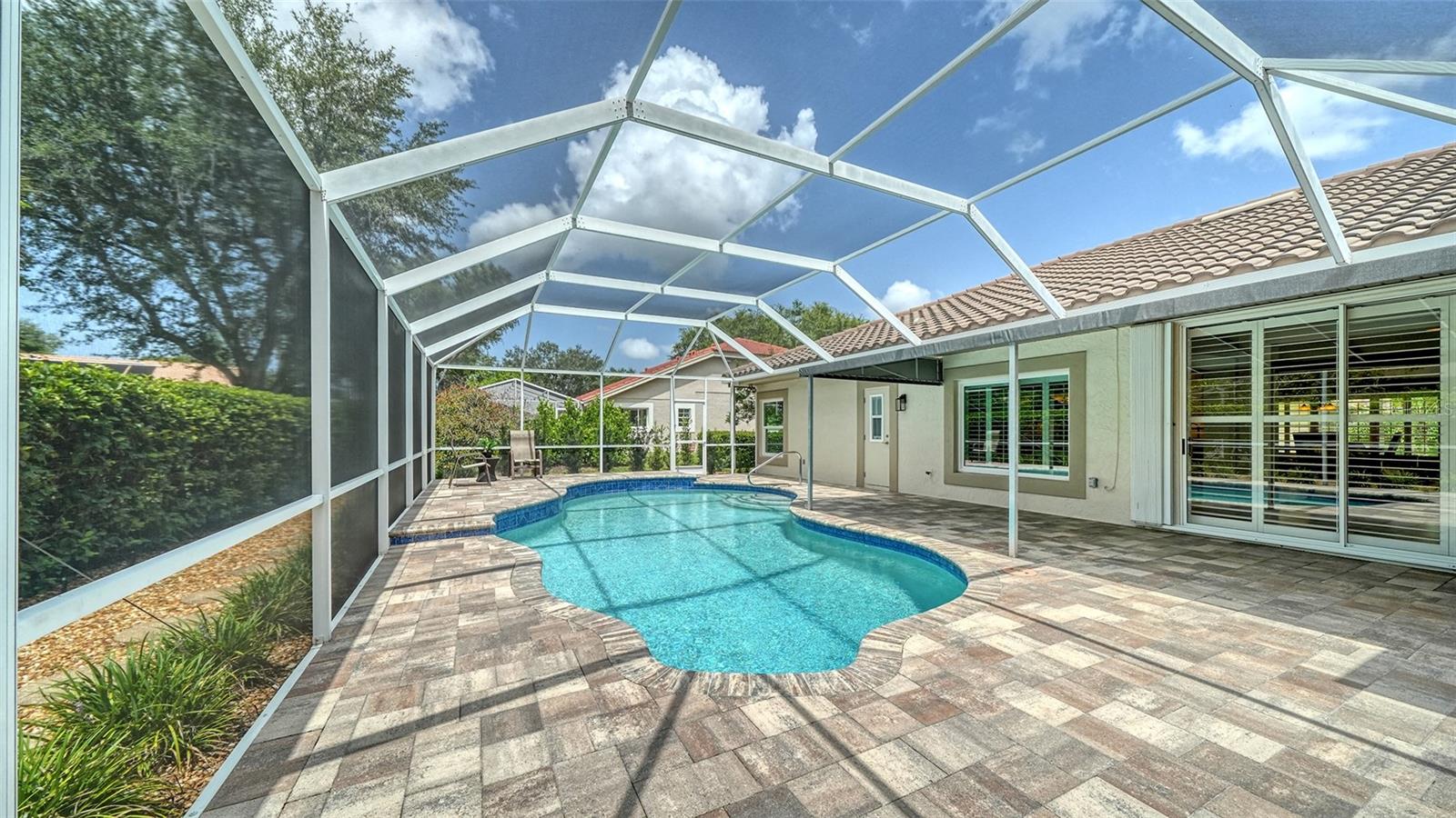 4322 HIGHLAND OAKS CIR