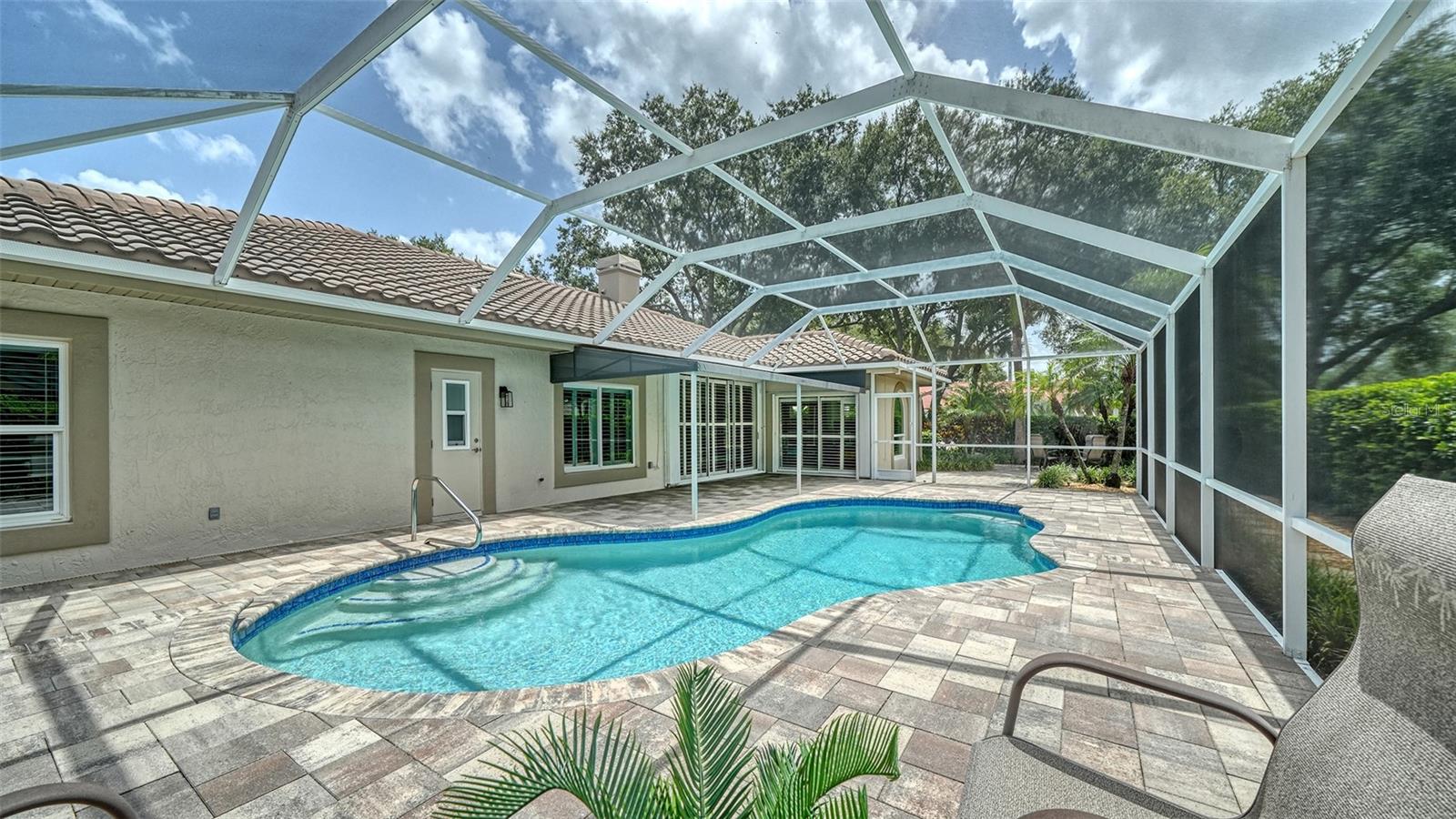 4322 HIGHLAND OAKS CIR