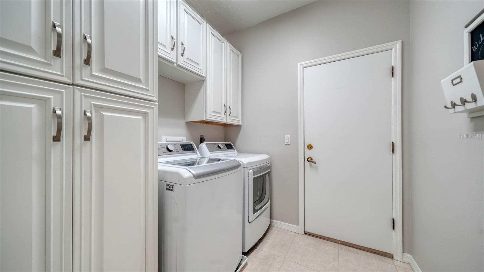 4322 HIGHLAND OAKS CIR