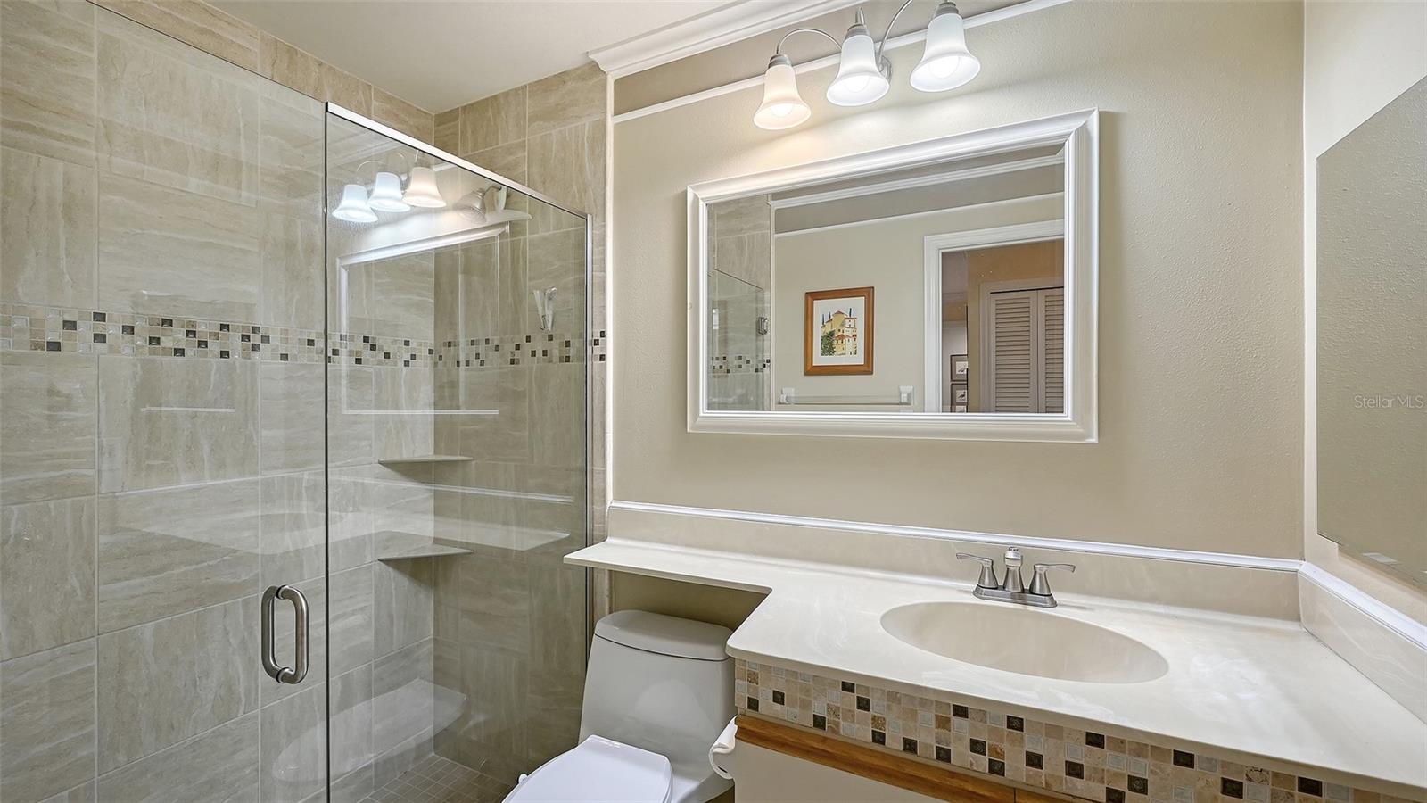 5515 CHANTECLAIRE #41