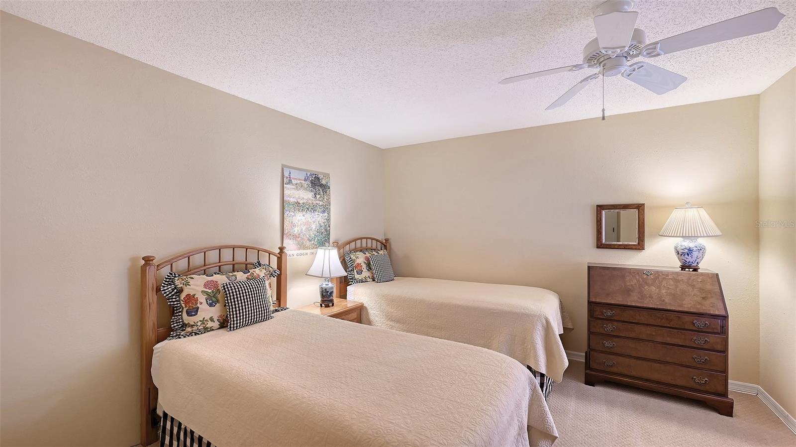 5515 CHANTECLAIRE #41