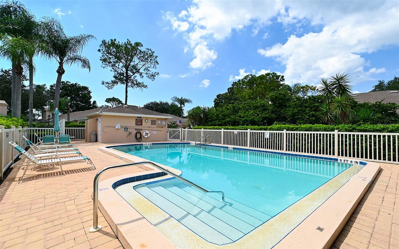 5515 CHANTECLAIRE #41