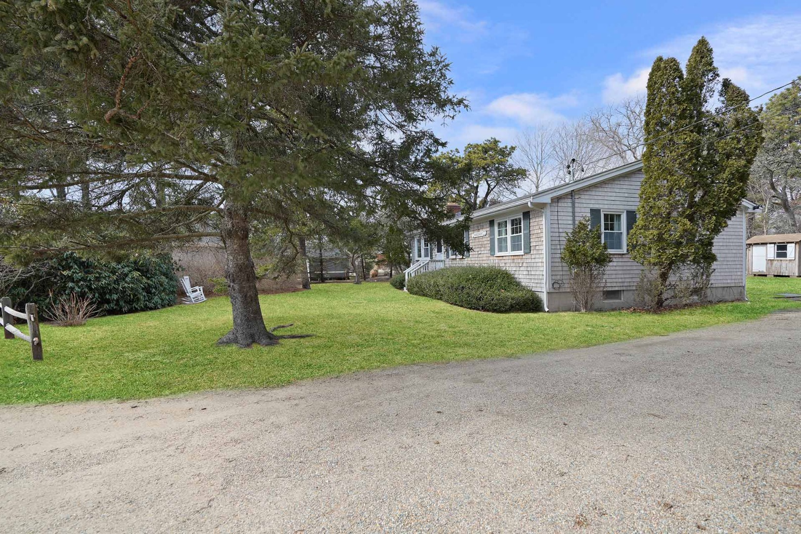 37 Knoll Drive