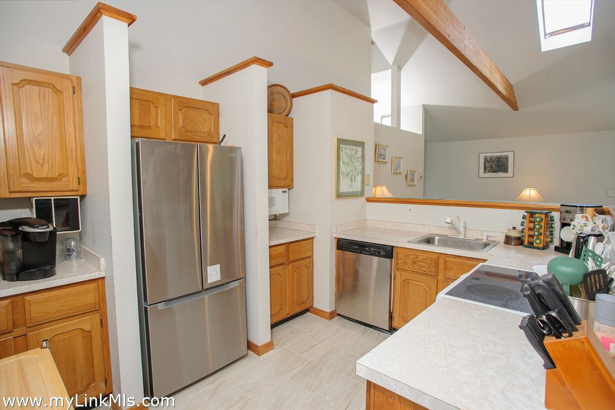 137 Charles Neck Way
