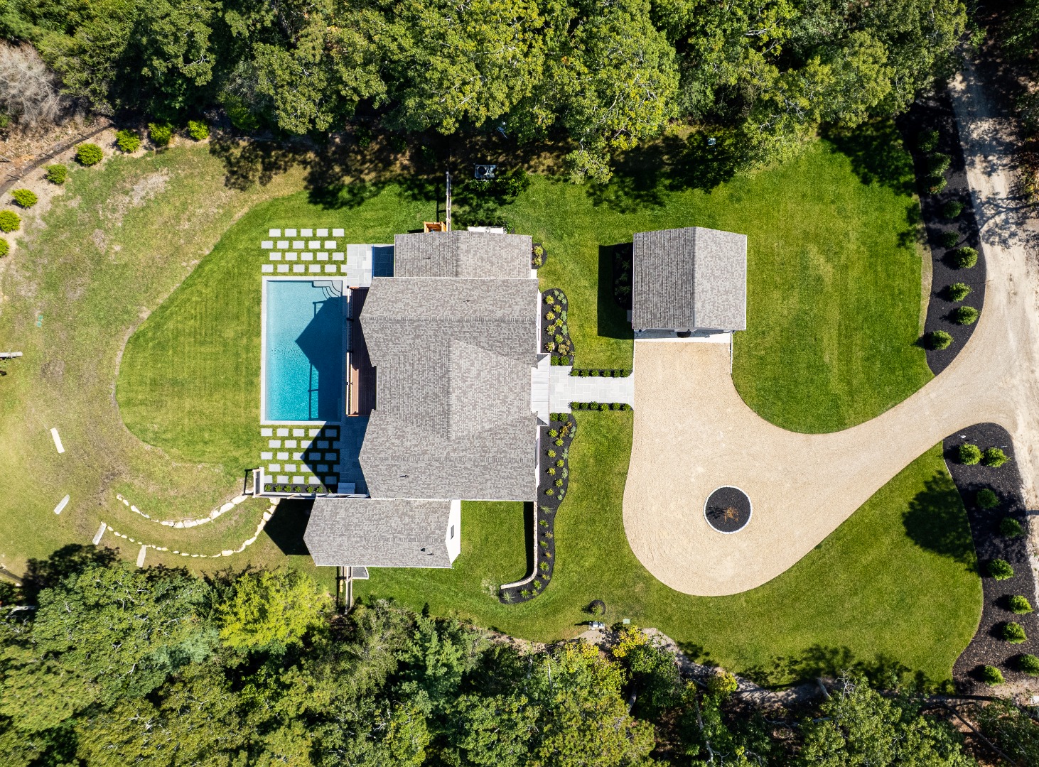 41 Crowell Lane