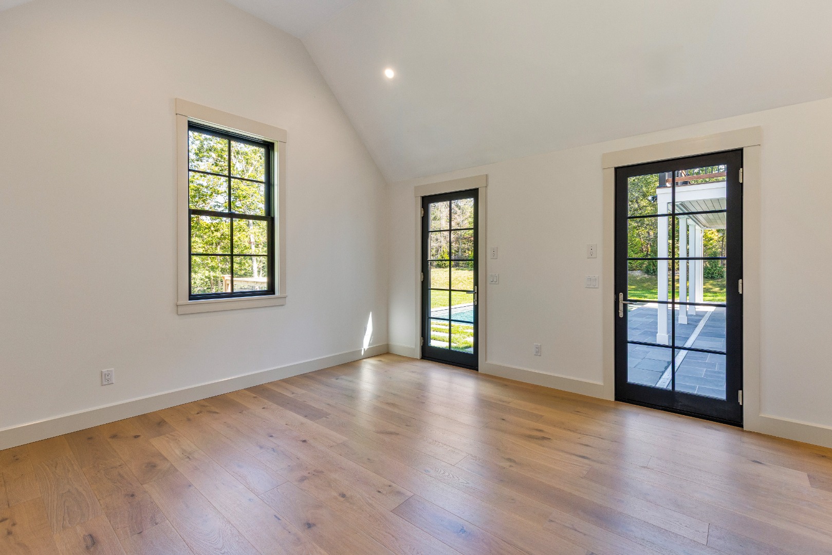 41 Crowell Lane