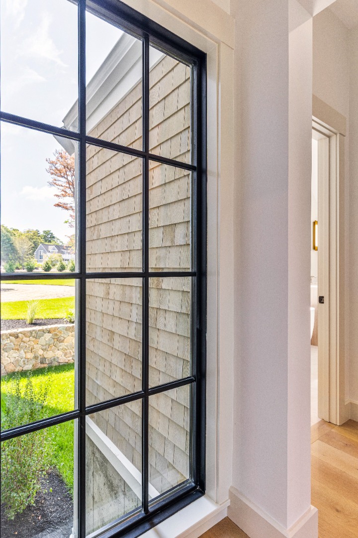 41 Crowell Lane