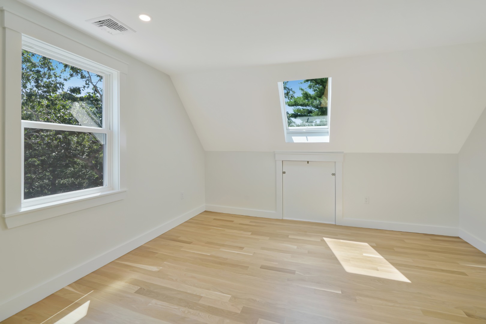 12 West Farm Rd
