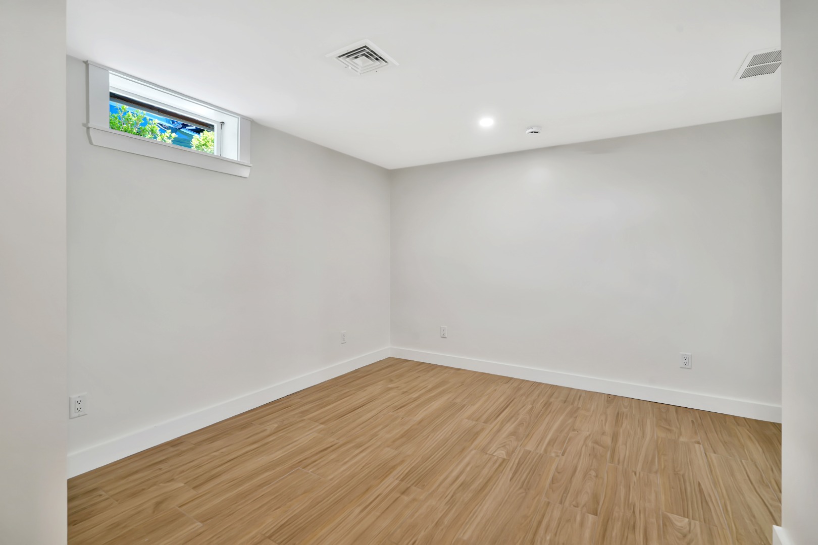 12 West Farm Rd
