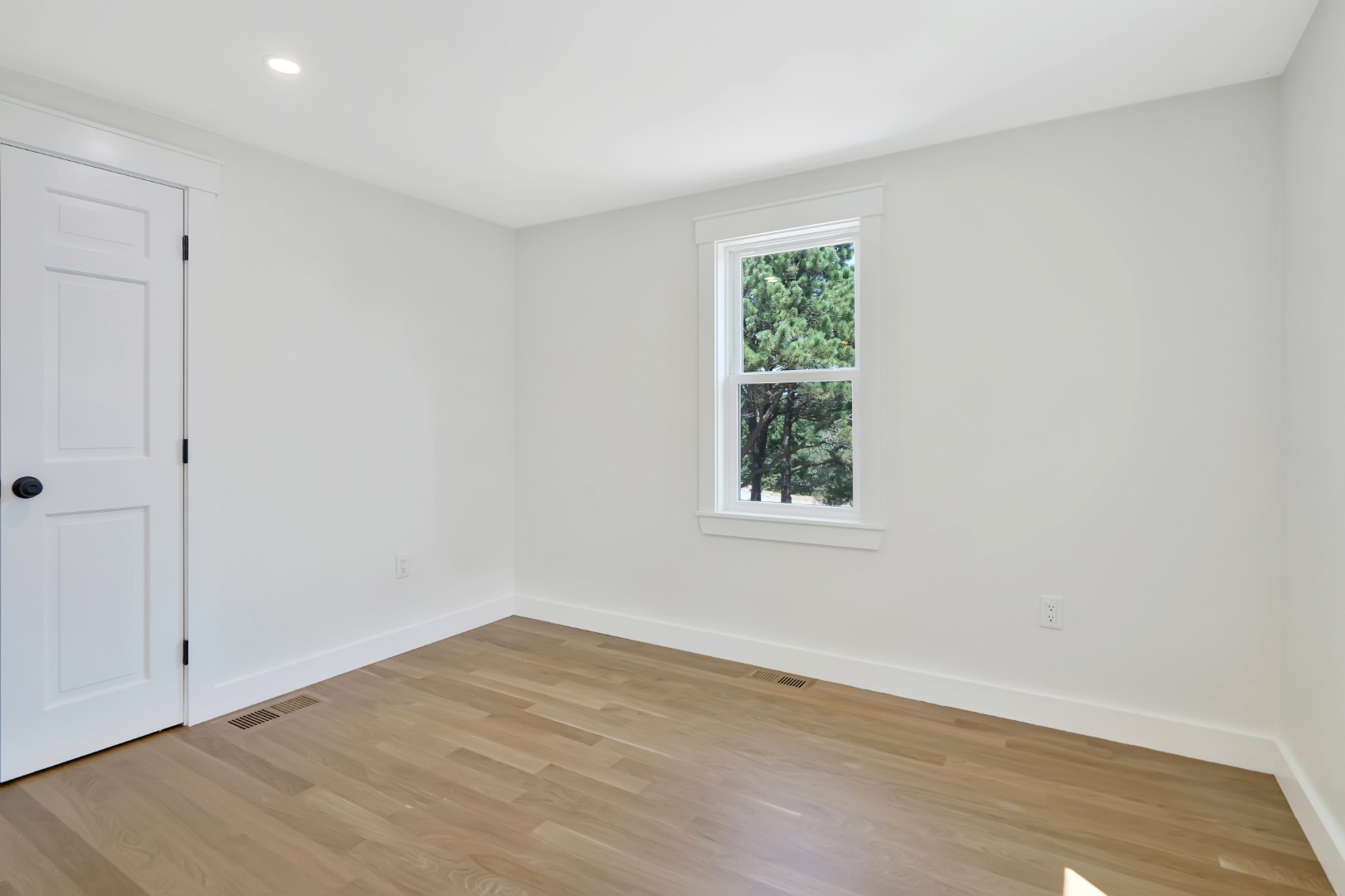 12 West Farm Rd