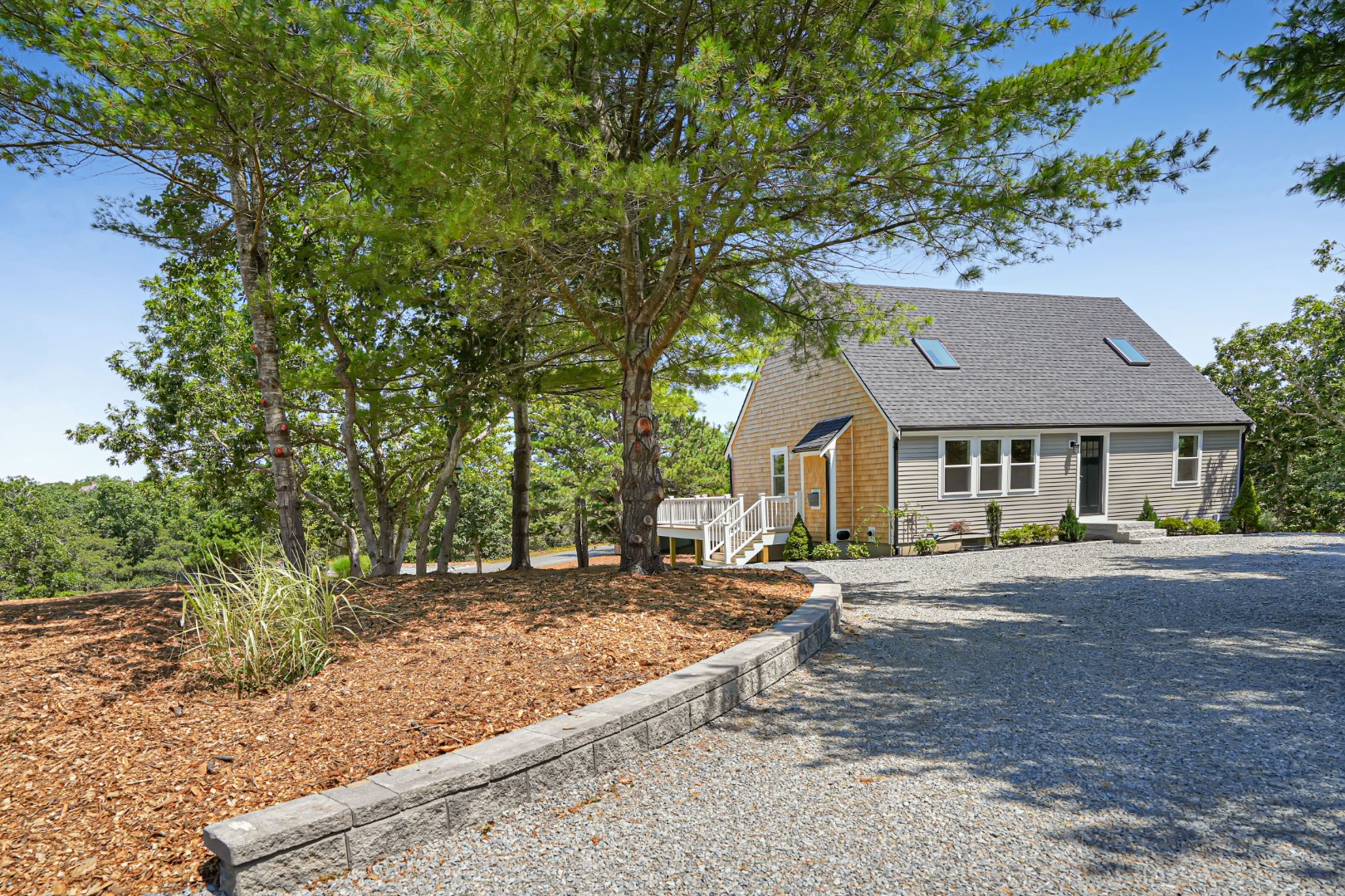 12 West Farm Rd