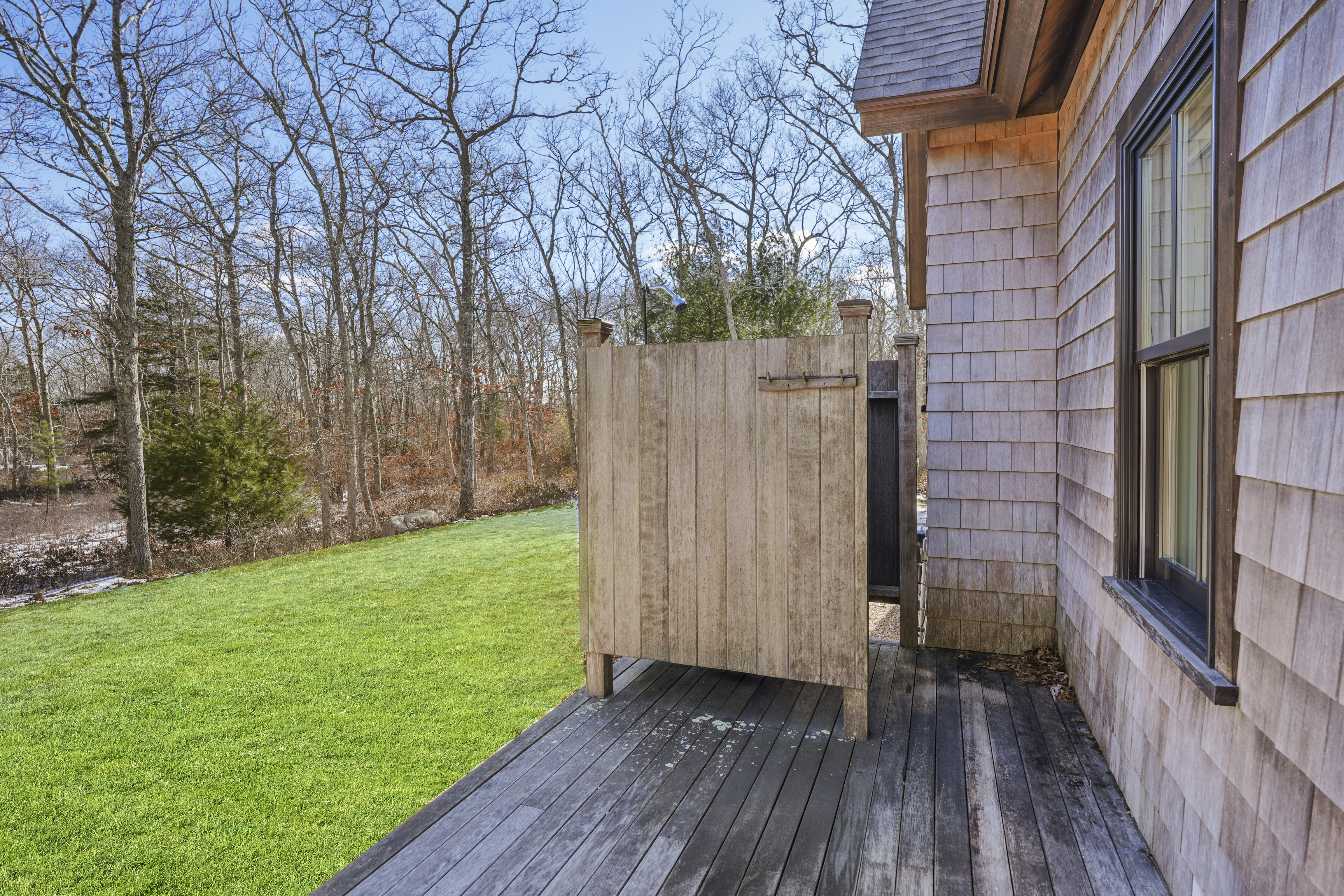 16 RED COAT HILL RD, West Tisbury