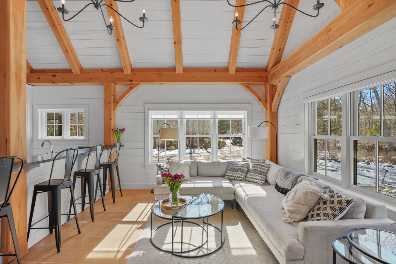 16 RED COAT HILL RD, West Tisbury