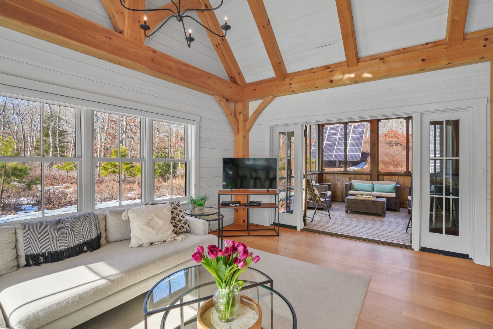 16 RED COAT HILL RD, West Tisbury