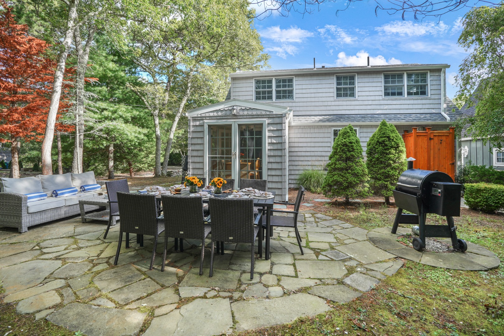 26 Sea Glen Road