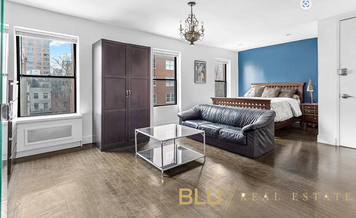 250 E 32nd Street