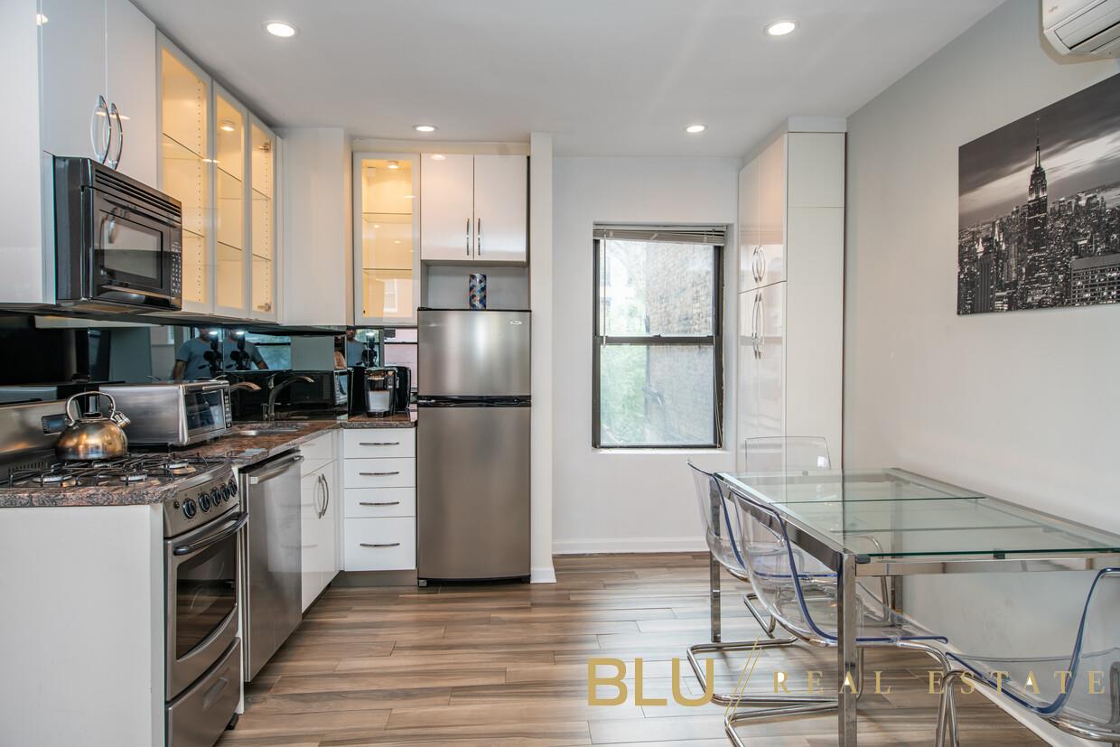 250 E 32nd Street