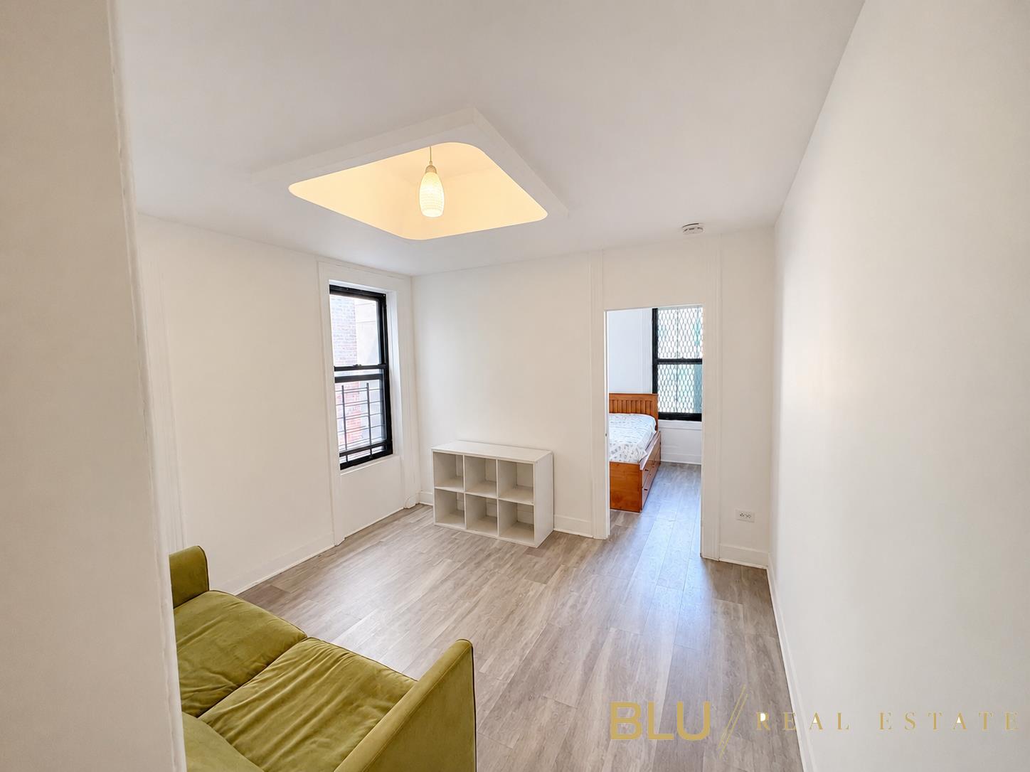 3692 Broadway 24
