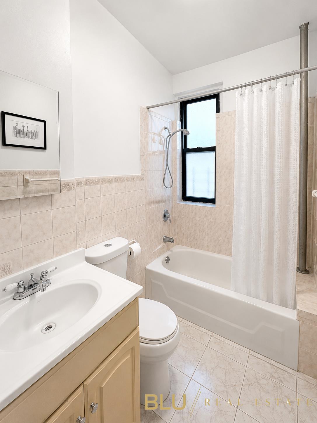 3692 Broadway 24