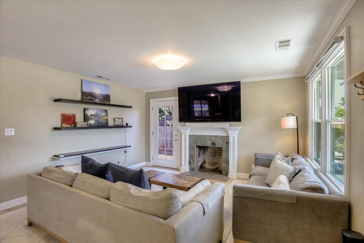 1209 South Claremont Street