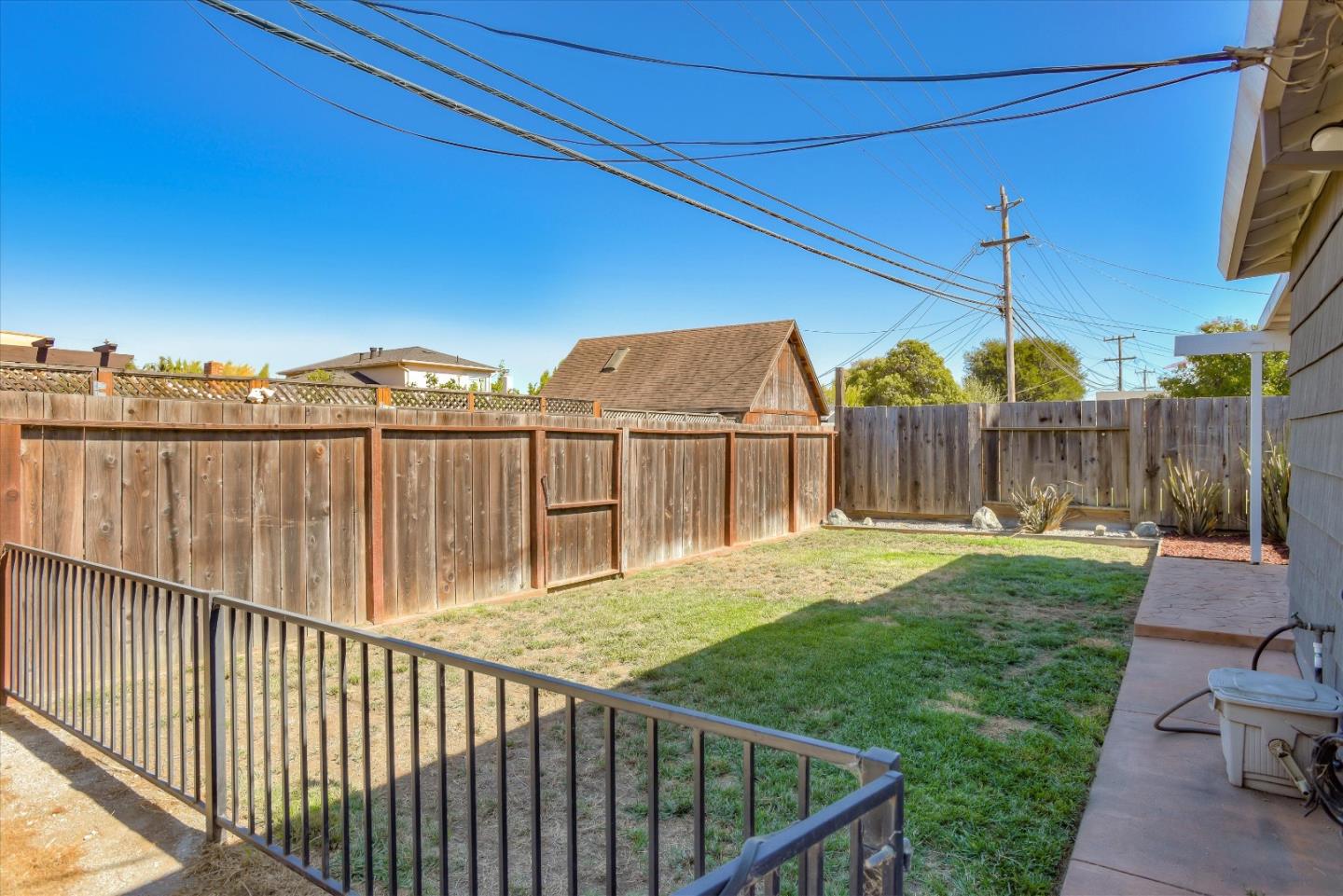 1209 South Claremont Street