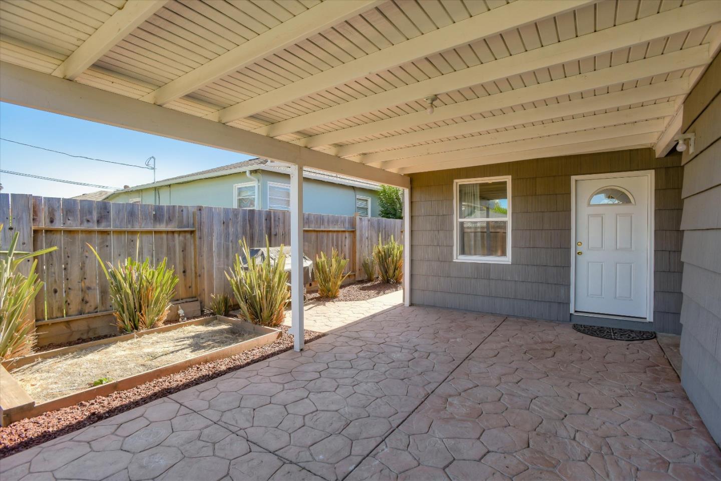 1209 South Claremont Street