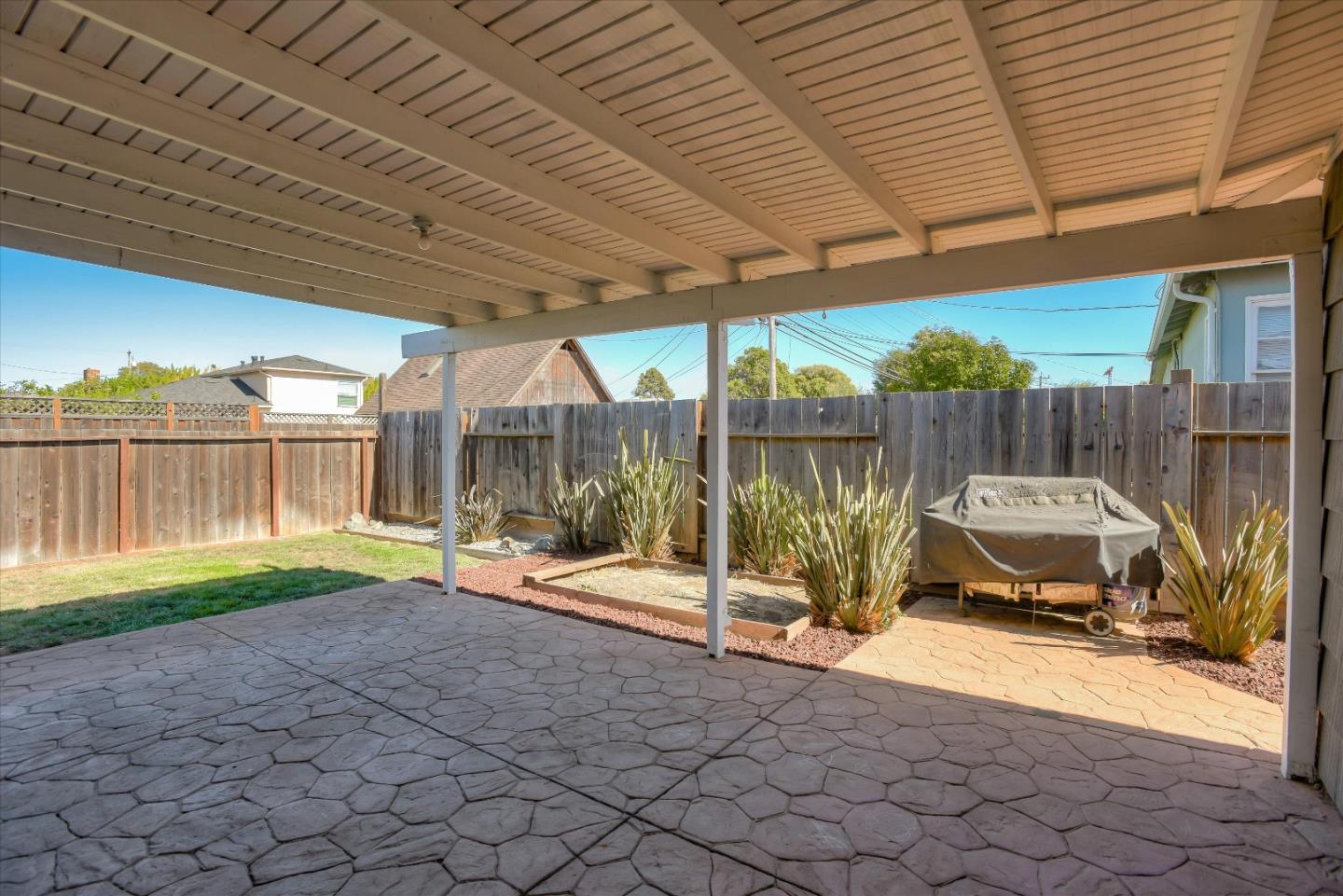 1209 South Claremont Street
