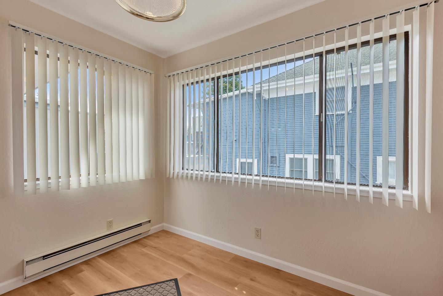 230 Villa Terrace 3