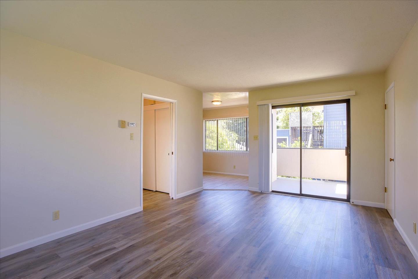230 Villa Terrace 4