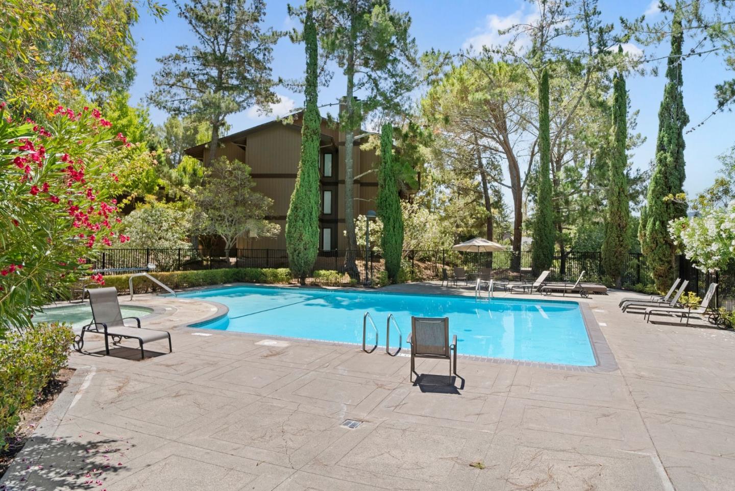 3387 Brittan Avenue 10