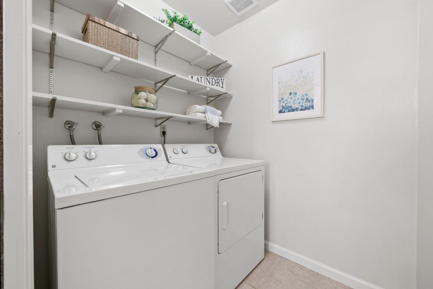 3387 Brittan Avenue 10