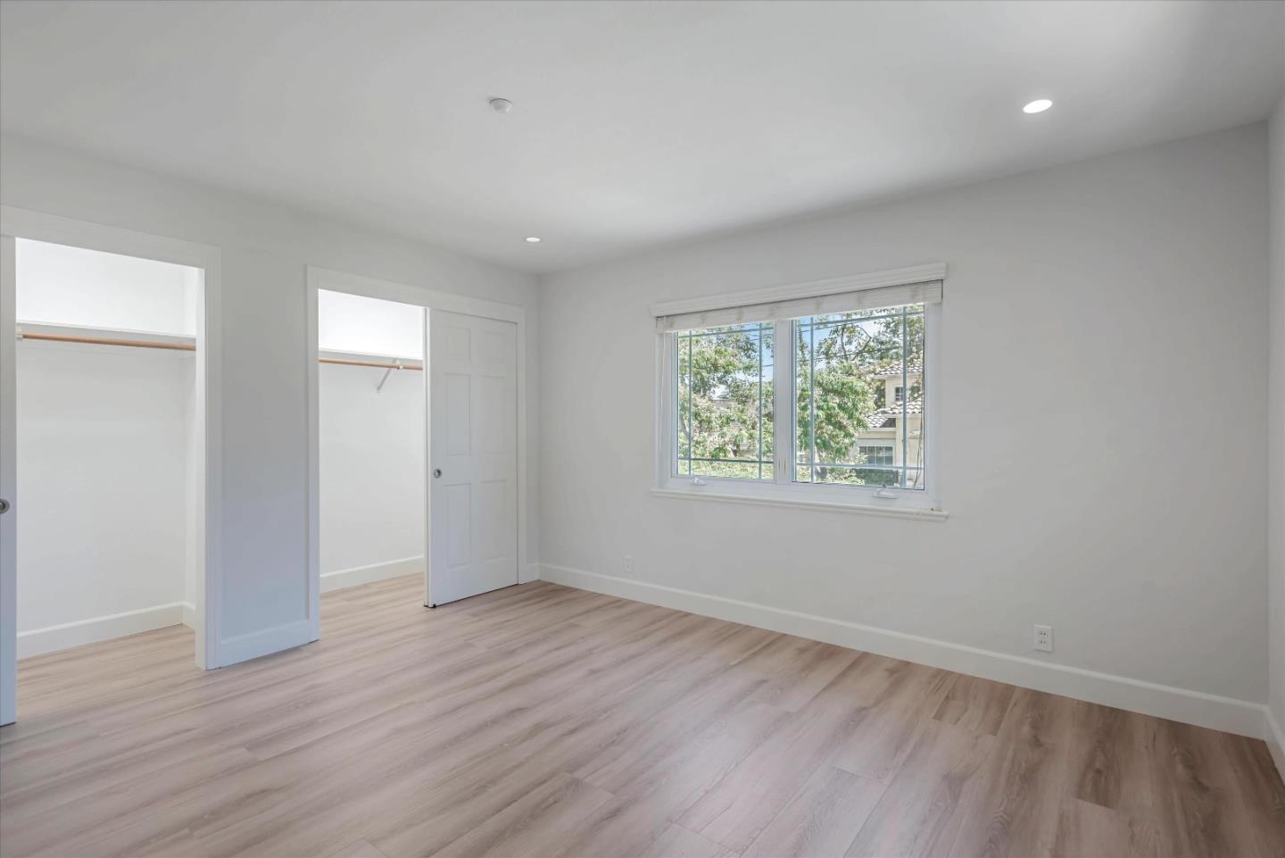 444 Hobart Avenue