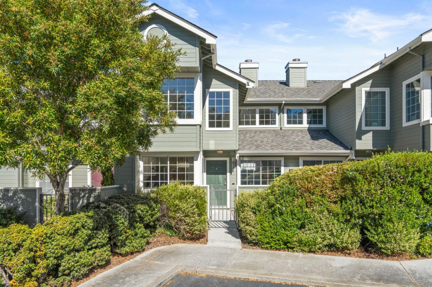 1620 Graystone Lane