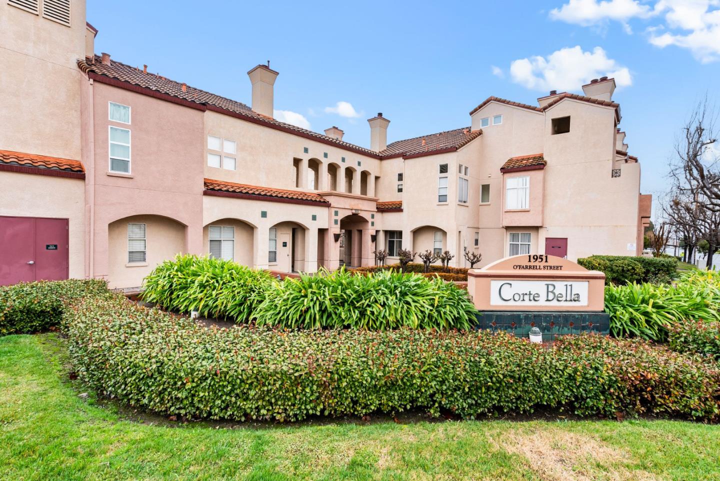 274 West 20th Avenue