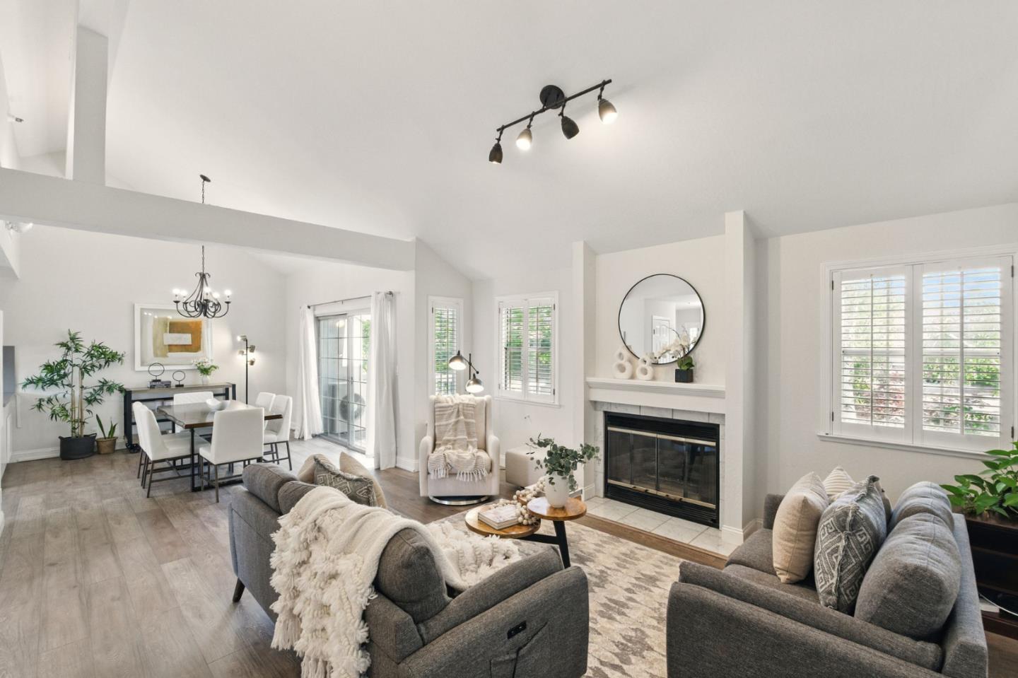 470 Gabilan Street 4