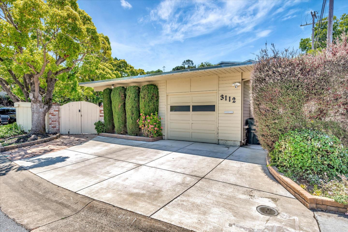 3112 Sunset Terrace