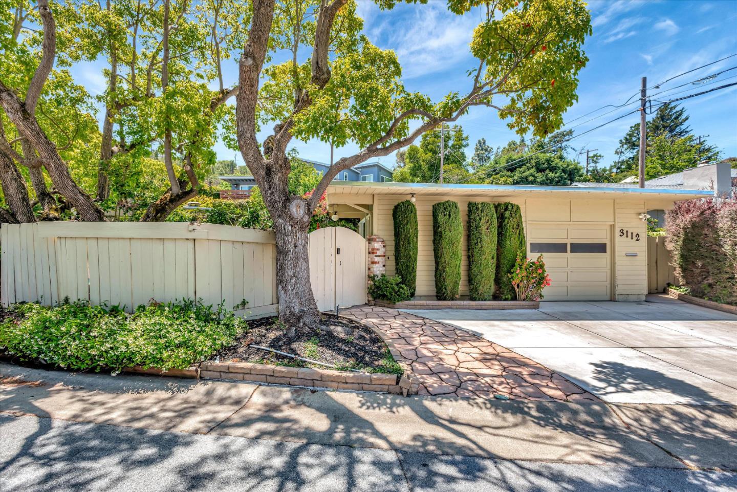 3112 Sunset Terrace